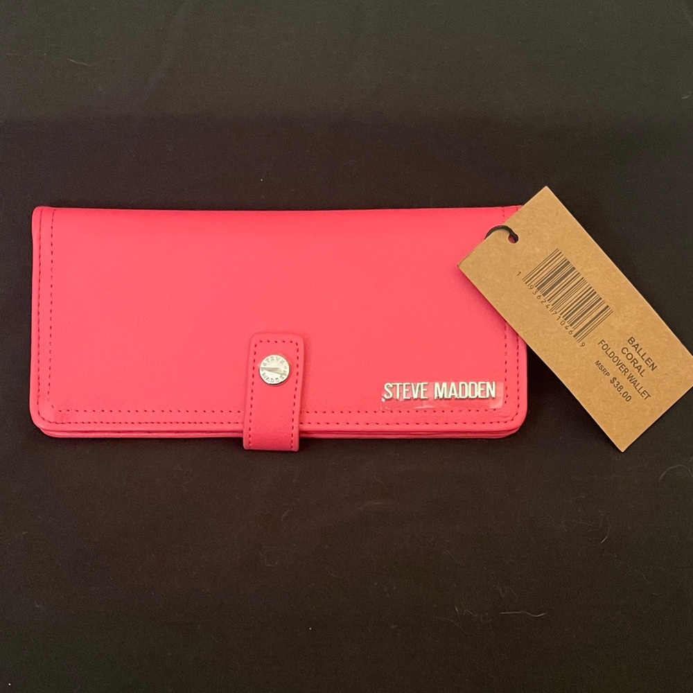 Steve Madden Ballen Coral Wallet